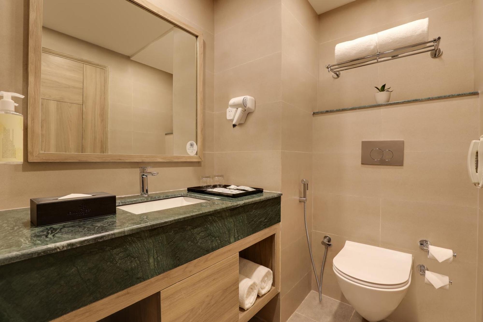 Lemon Tree Hotel, Rishikesh Luaran gambar